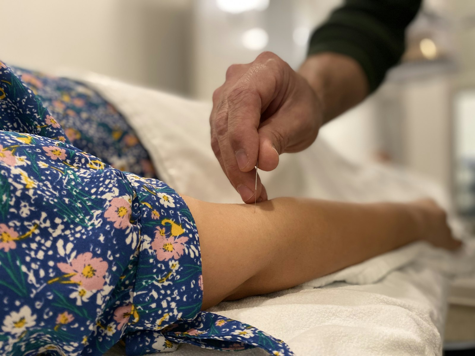 Aurikuloterapia — akupunktúra uší a NADA protokol pre závislosti